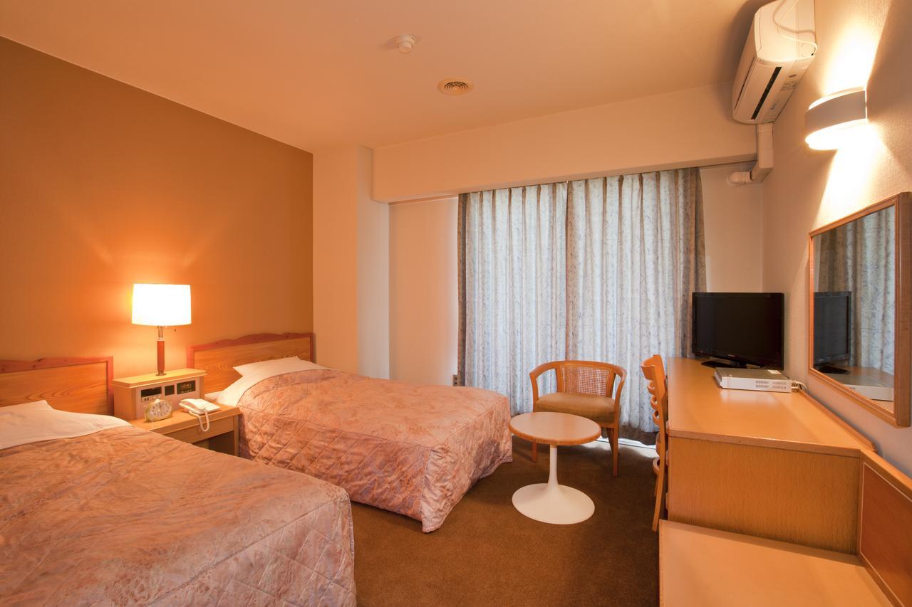 היטאצ'י Hotel Tenchikaku מראה חיצוני תמונה